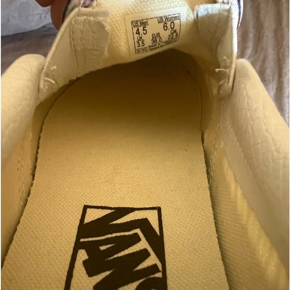 Vans slip on style shoe, women’s size 6. - Picture 7 of 7